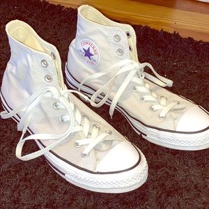 Chuck Taylor’s in cream
